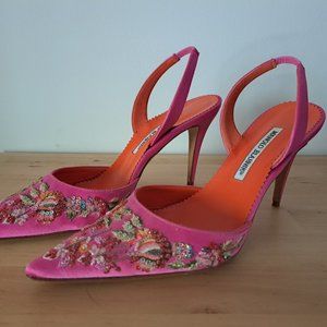 Manolo blahnik slingbacks pink beaded floral
